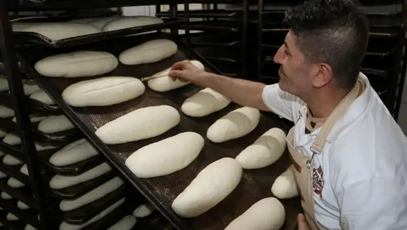 Yaz Sıcaklarında Gösterişli Performans: 250 Derecelik Fırınlarda Eşsiz Üretim