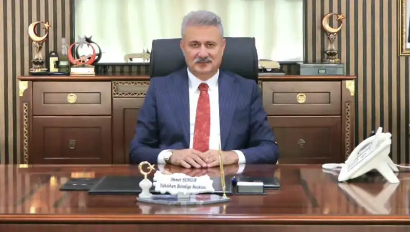 Yahşihan Belediye Başkanı Ahmet Sungur Gözaltına Alındı: AK Parti'den İlk Açıklama