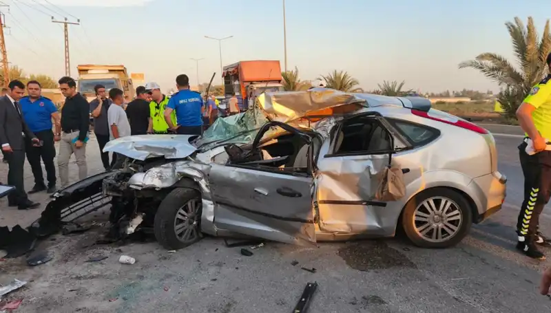 Adana'da Trafik Kazası: İki İnfaz Koruma Memurunun Hayatını Kaybetmesi Üzüntüyle Karşılandı