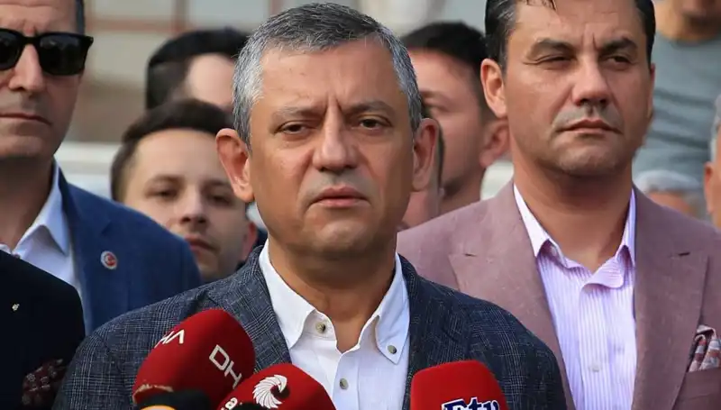 Özgür Özel’den Çarpıcı Açıklamalar: "Sandığı Ortadan Kaldırmak İstiyorlar"