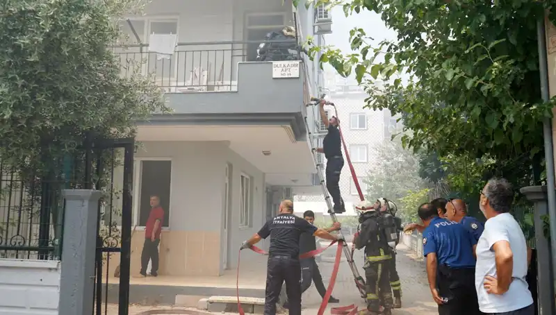 Arkadaş Kavgası Felakete Dönüşünce, Daireler Alev Alev Yandı!