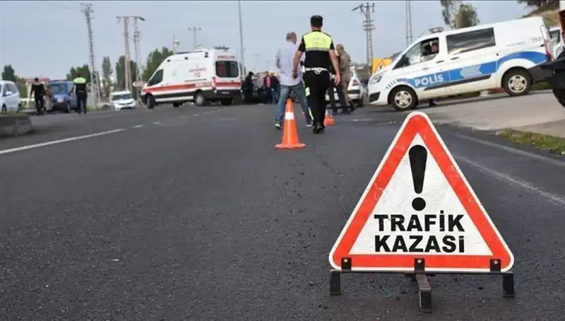 Antalya'da Otomobil Kanalda Devrildi: Yaralılar ve Kaza detayları Ortaya Çıktı