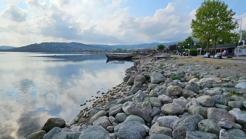 Sapanca Gölü'nde Su Seviyesi Düşüşü: Bölgeyi Bekleyen Tehlikeler