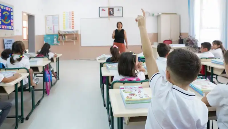 Öğretmenlerin Mayıs Ayı Ek Ders Ödemeleri Bayram Öncesi Yatacak mı?