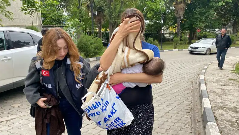 Evlerden Hırsızlık Yapan Kadın, Gizli Bir Operasyonla Yakalandı!