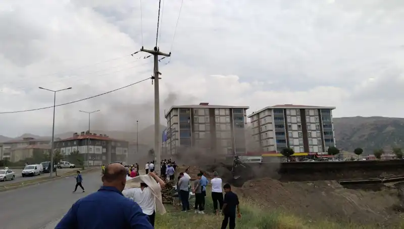 Bitlis'te Şok Edici Doğalgaz Patlaması: Olayın Ardındaki Sebepler ve Sonuçlar