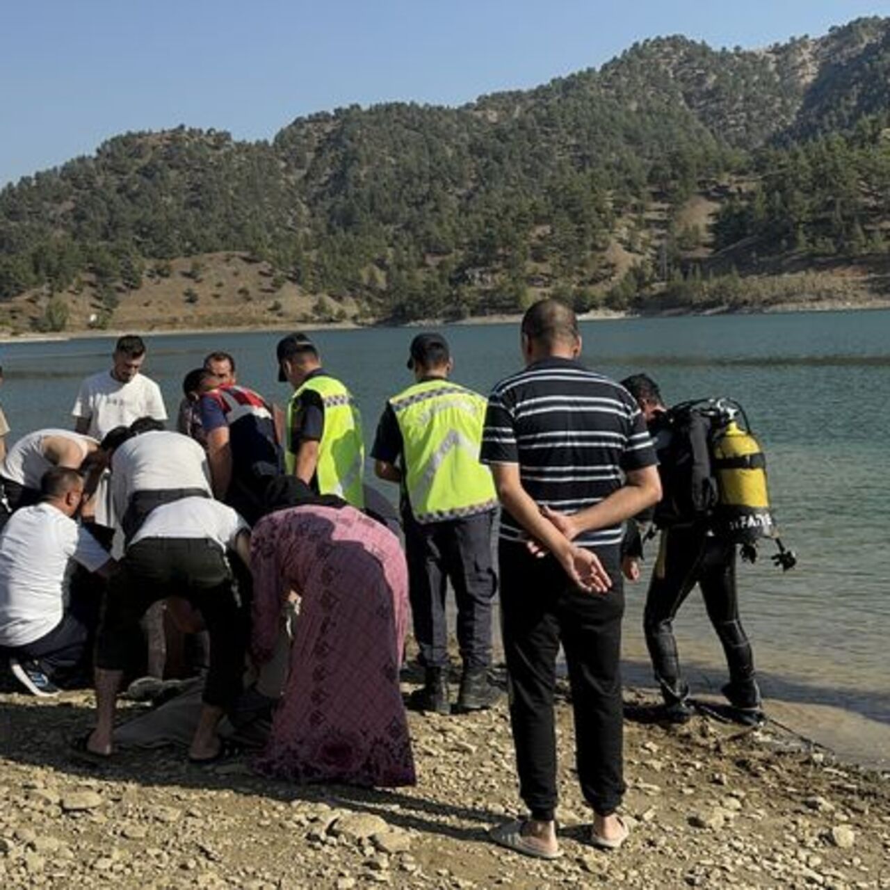 Gölete Giren Gençten Acı Haber: Hayatını Kaybetti